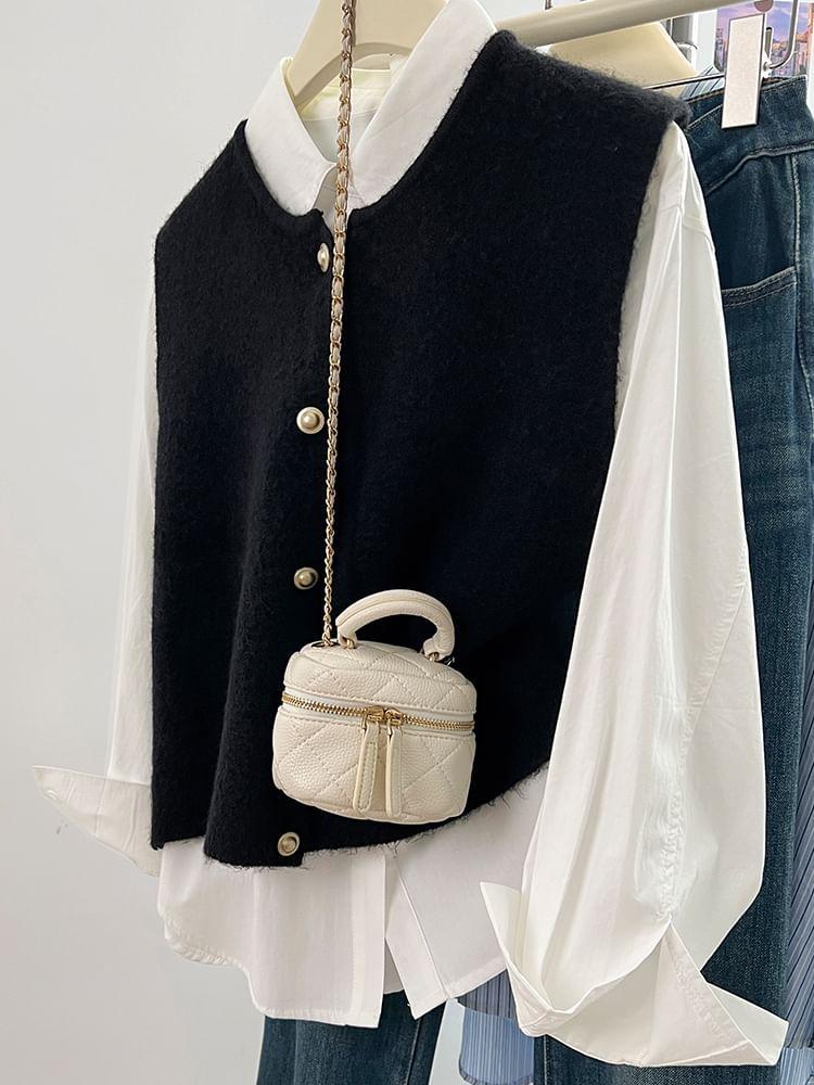 Round Neck Plain Button Sweater Vest Product Image