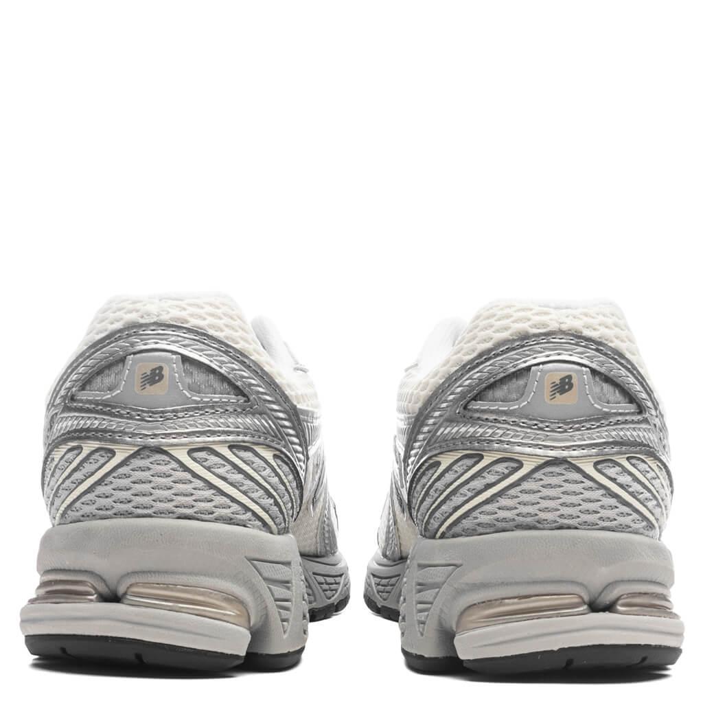 860v2 - Sea Salt/Harbor Grey/Raincloud Male Product Image