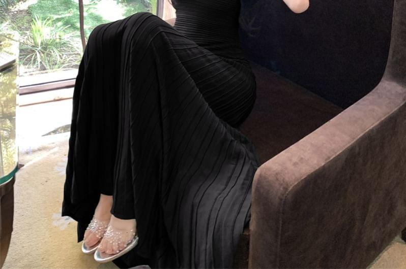 Strapless Plain Pleated Hem Maxi A-Line Dress Product Image