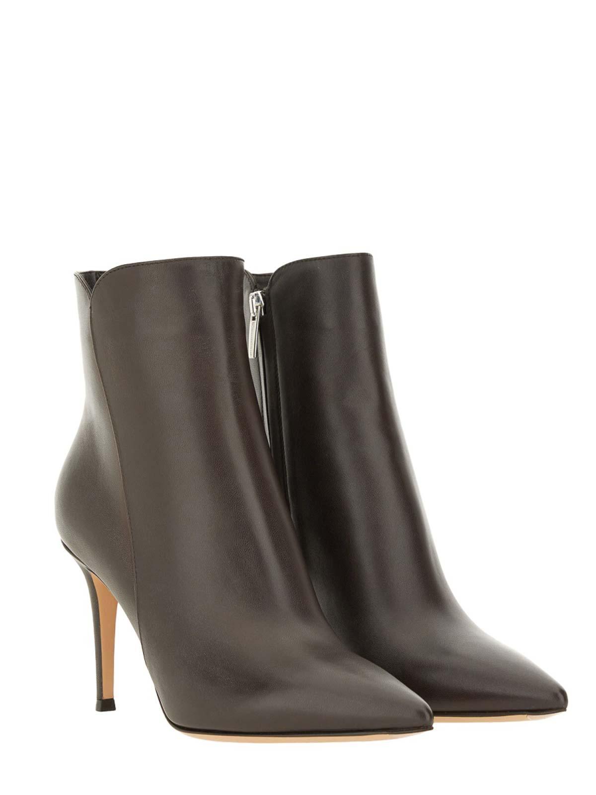 GIANVITO ROSSI Levy 85 Heeled Boots In Brown Product Image