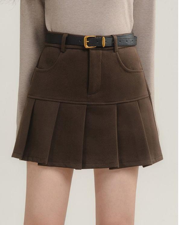 Set: High Rise Plain Mini Pleated Skirt + Belt Product Image