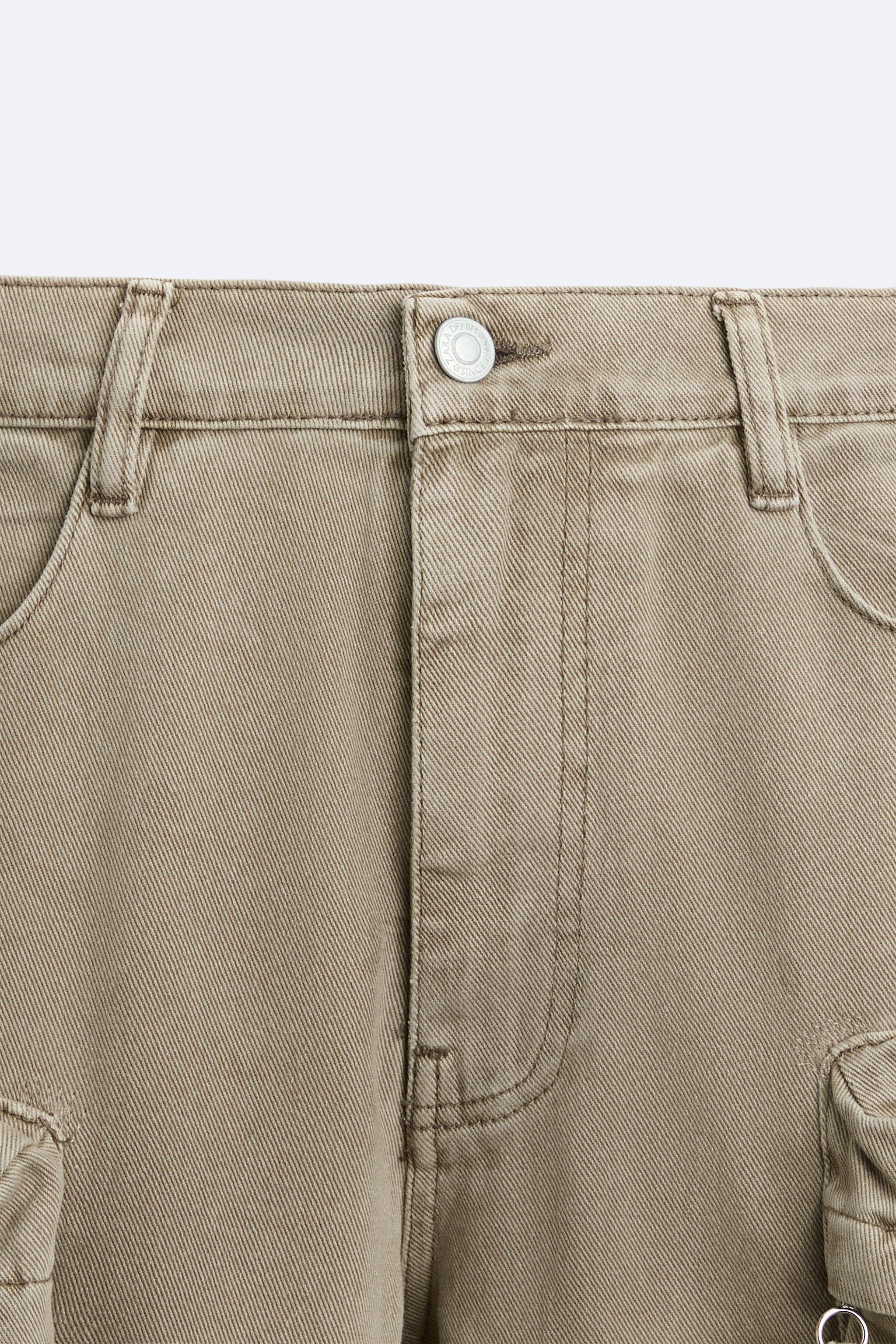 CARGO POCKET DENIM SHORTS Product Image