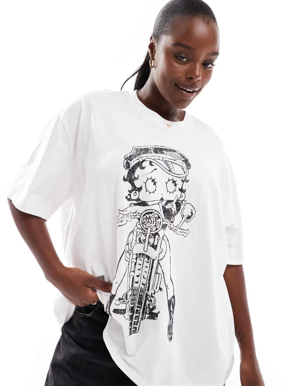 ASOS DESIGN Curve boyfriend fit t-shirt with moto betty boop licensed graphic in white Product Image