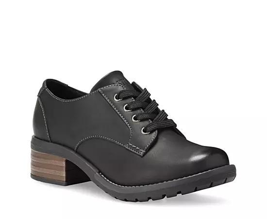 Eastland Trish Womens Oxford Shoes Product Image