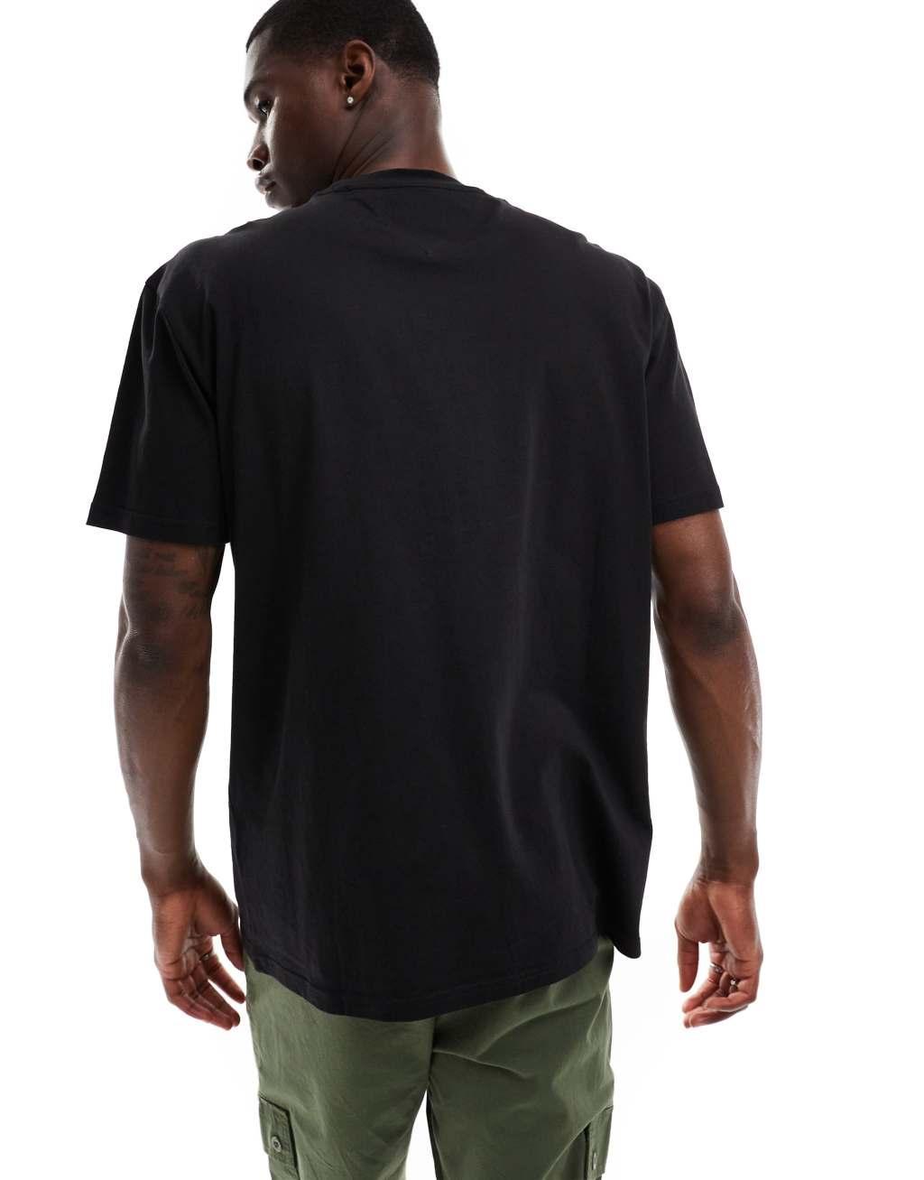 Tommy Jeans Large Logo T-Shirt in Black Product Image