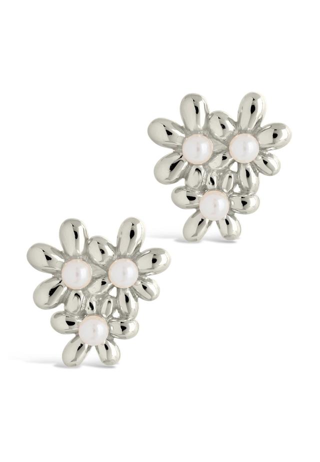 Vallie Pearl Flower Earrings Product Image