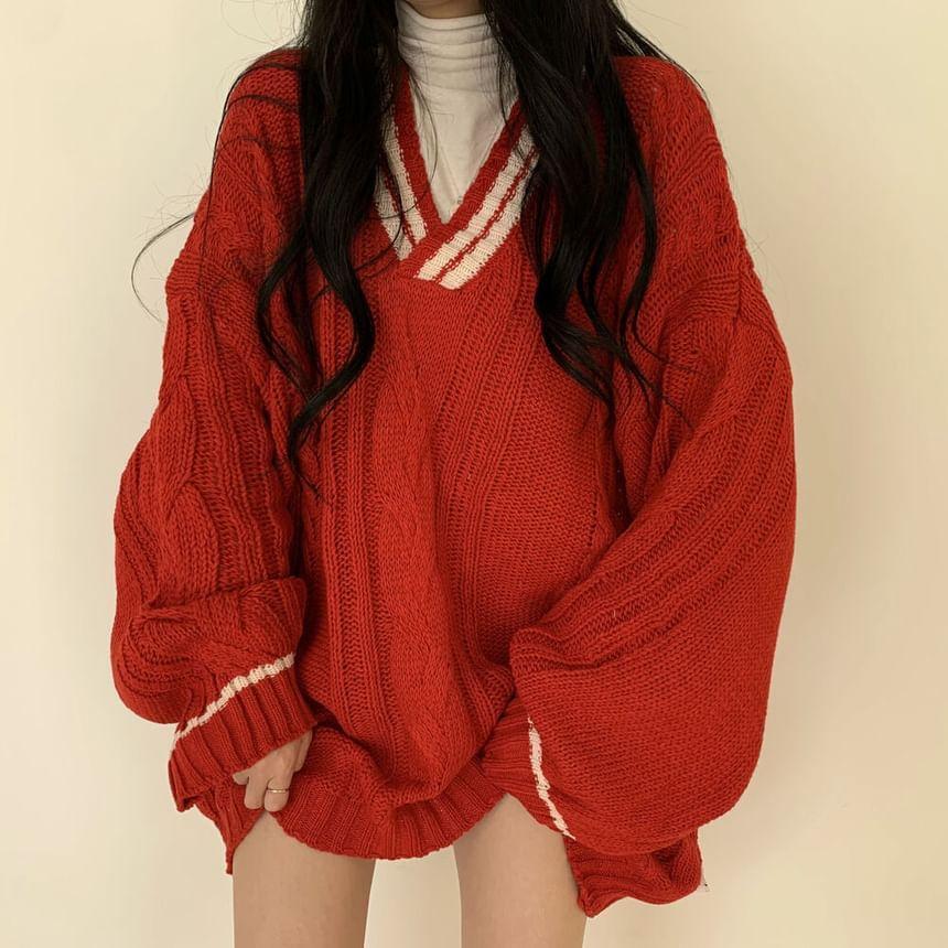 Oversized Cable-Knit V-Neck Contrast-Trim Sweater product image