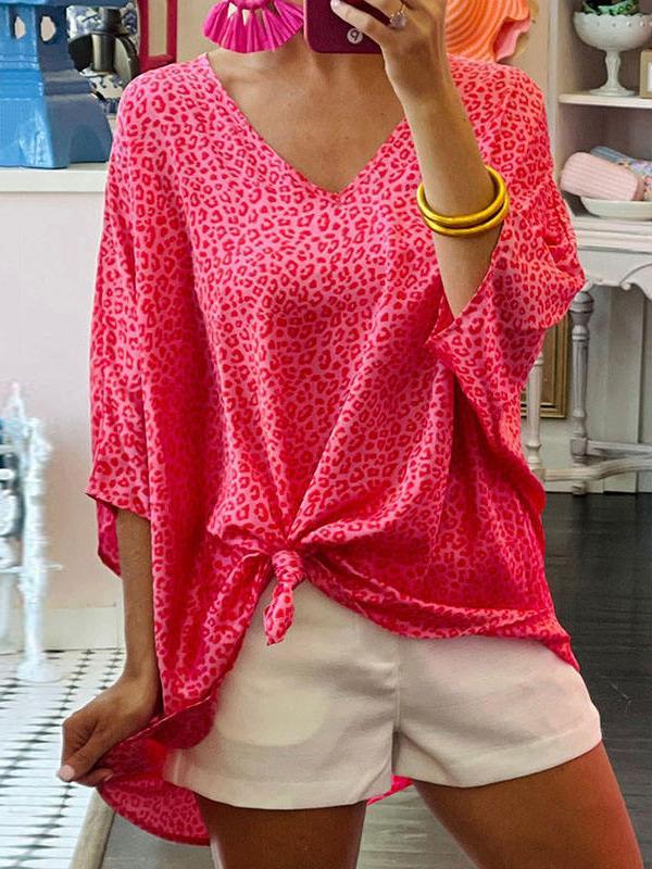 Batwing Sleeves Half Sleeves Leopard V-Neck T-Shirts Tops Product Image