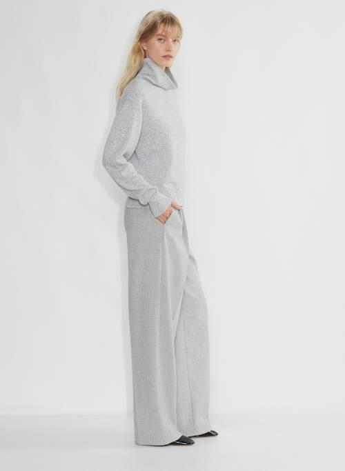 cashmere relaxed turtleneck sweater Product Image