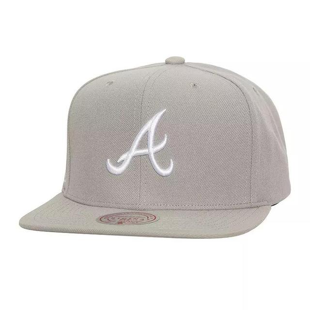 Mens Mitchell & Ness Gray Atlanta Braves Snapback Hat Product Image