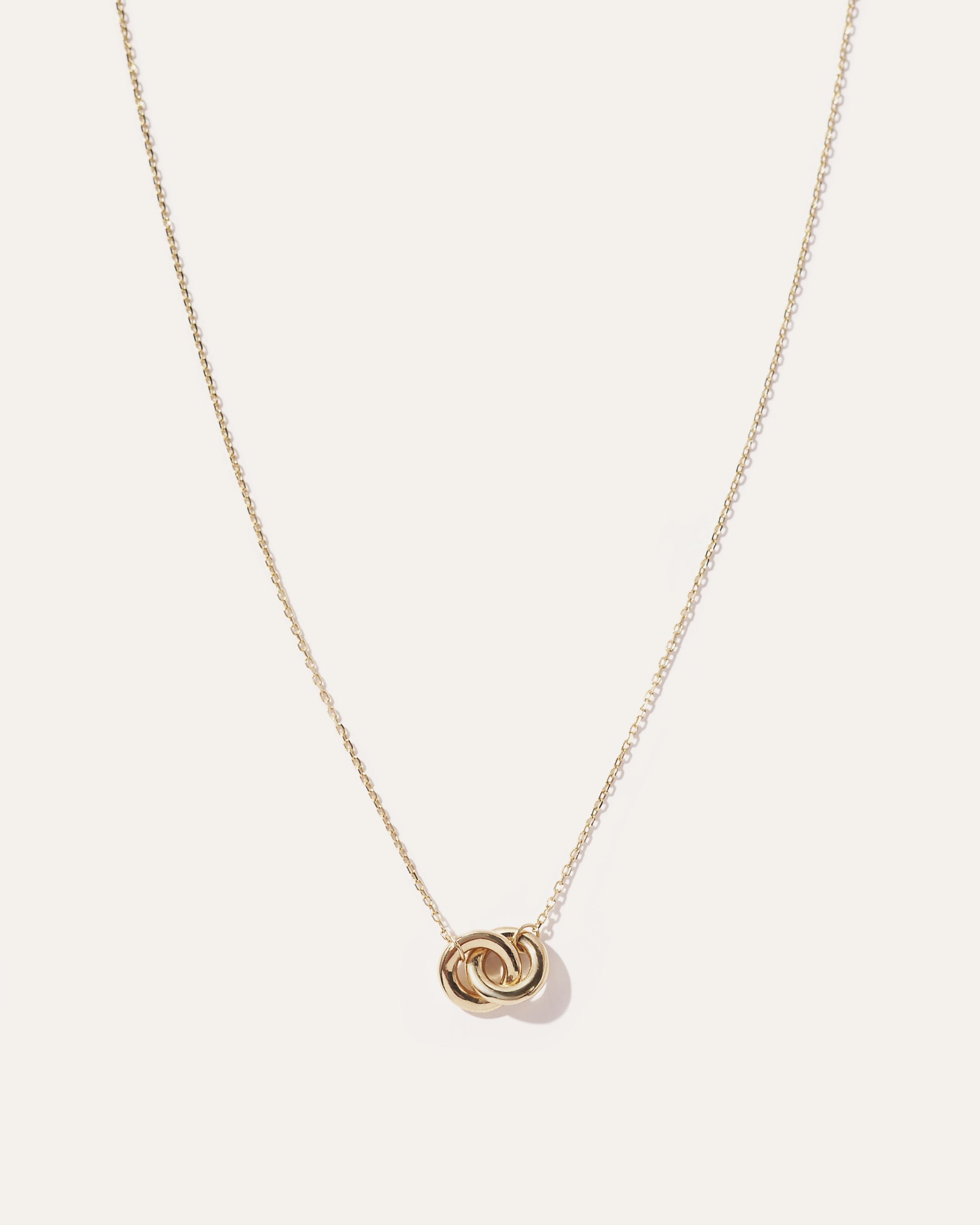 14k Gold Interlock Necklace Product Image