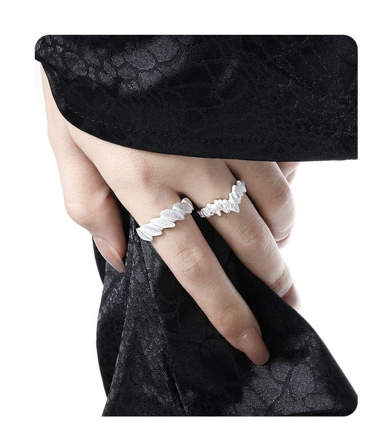 925 Sterling Silver Textured Open Ring Product Image