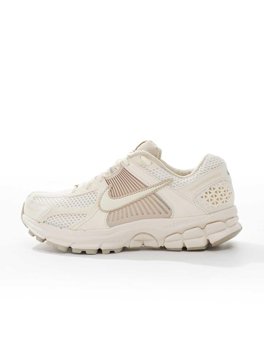 Nike Zoom Vomero 5 sneakers in off white Product Image