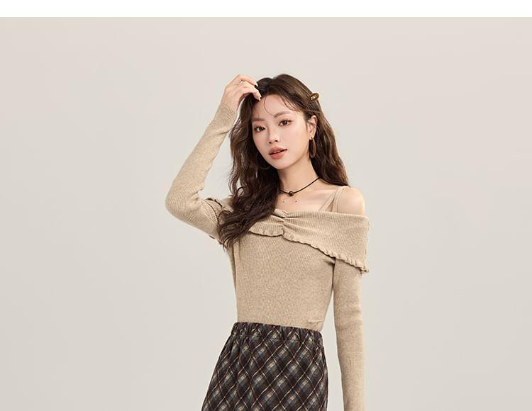 Long-Sleeve Cold Shoulder Plain Knit Top / High Rise Plaid Midi Skirt Product Image