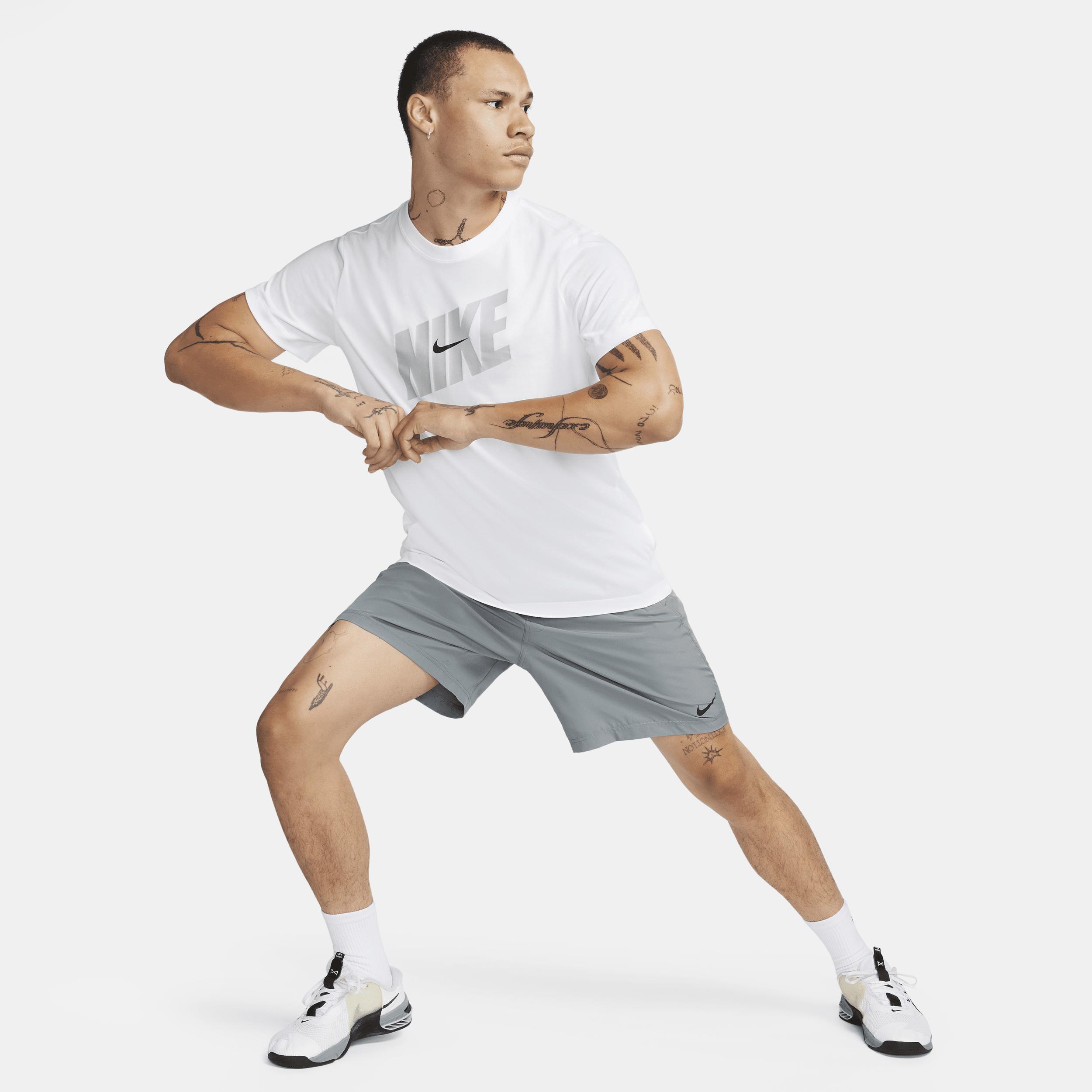 Nike Men's Form Dri-FIT 7" Unlined Versatile Shorts Product Image