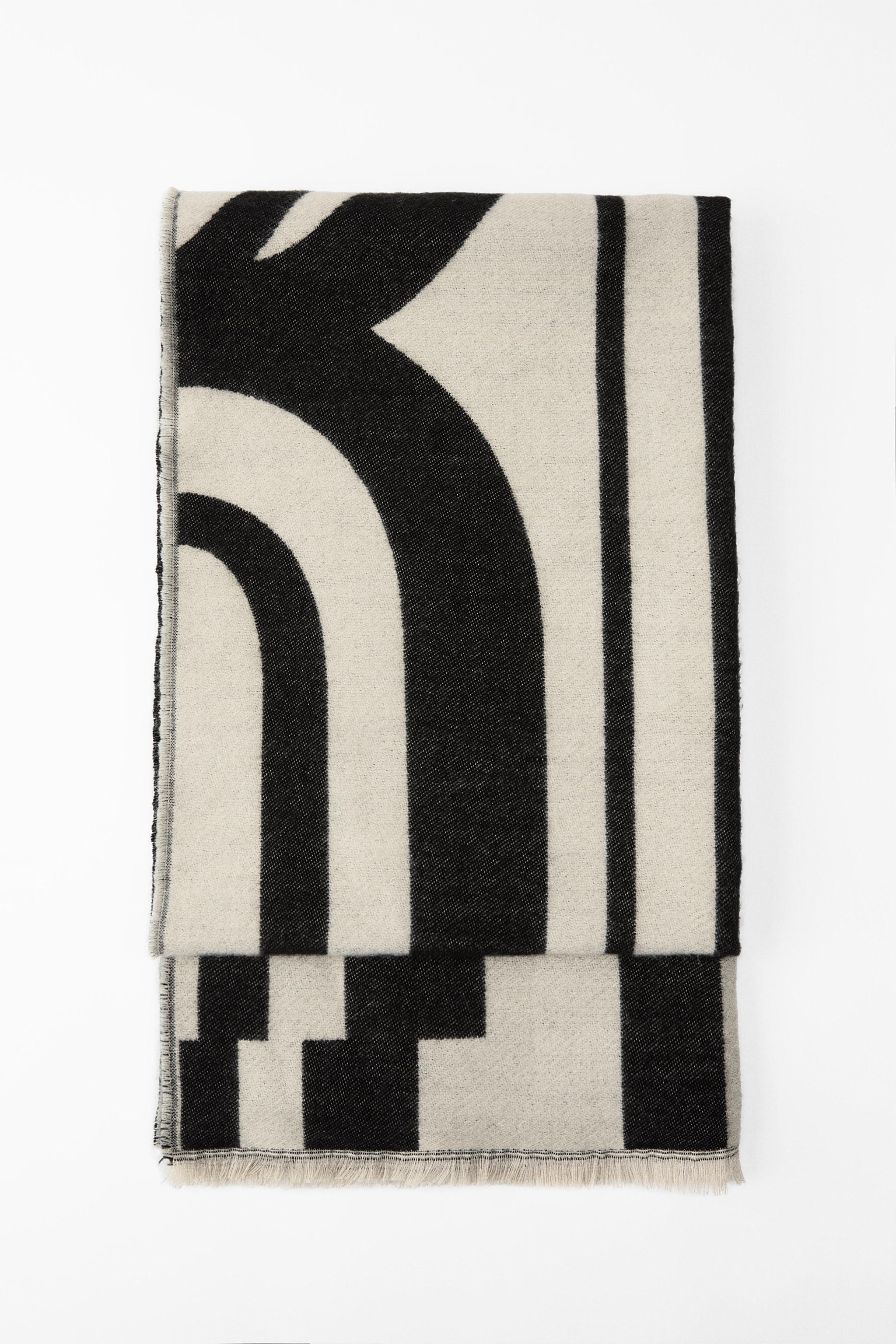 SOFT PRINTED SCARF Product Image