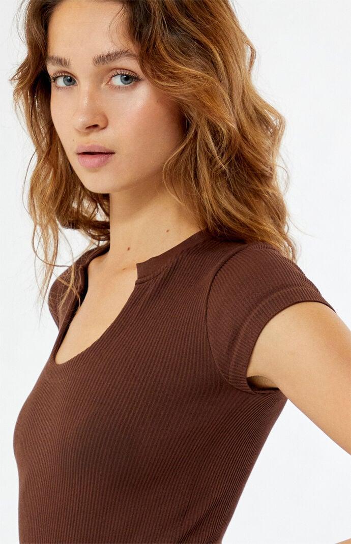 Contour Women's Seamless Notched T-Shirt Product Image