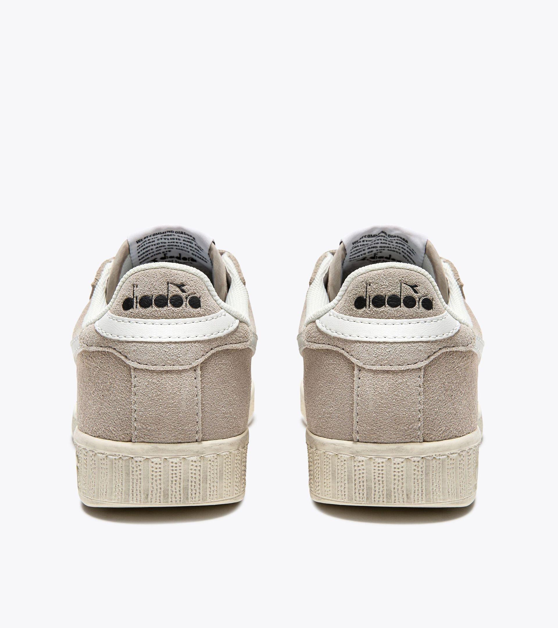 GAME L LOW SUEDE WAXED Product Image