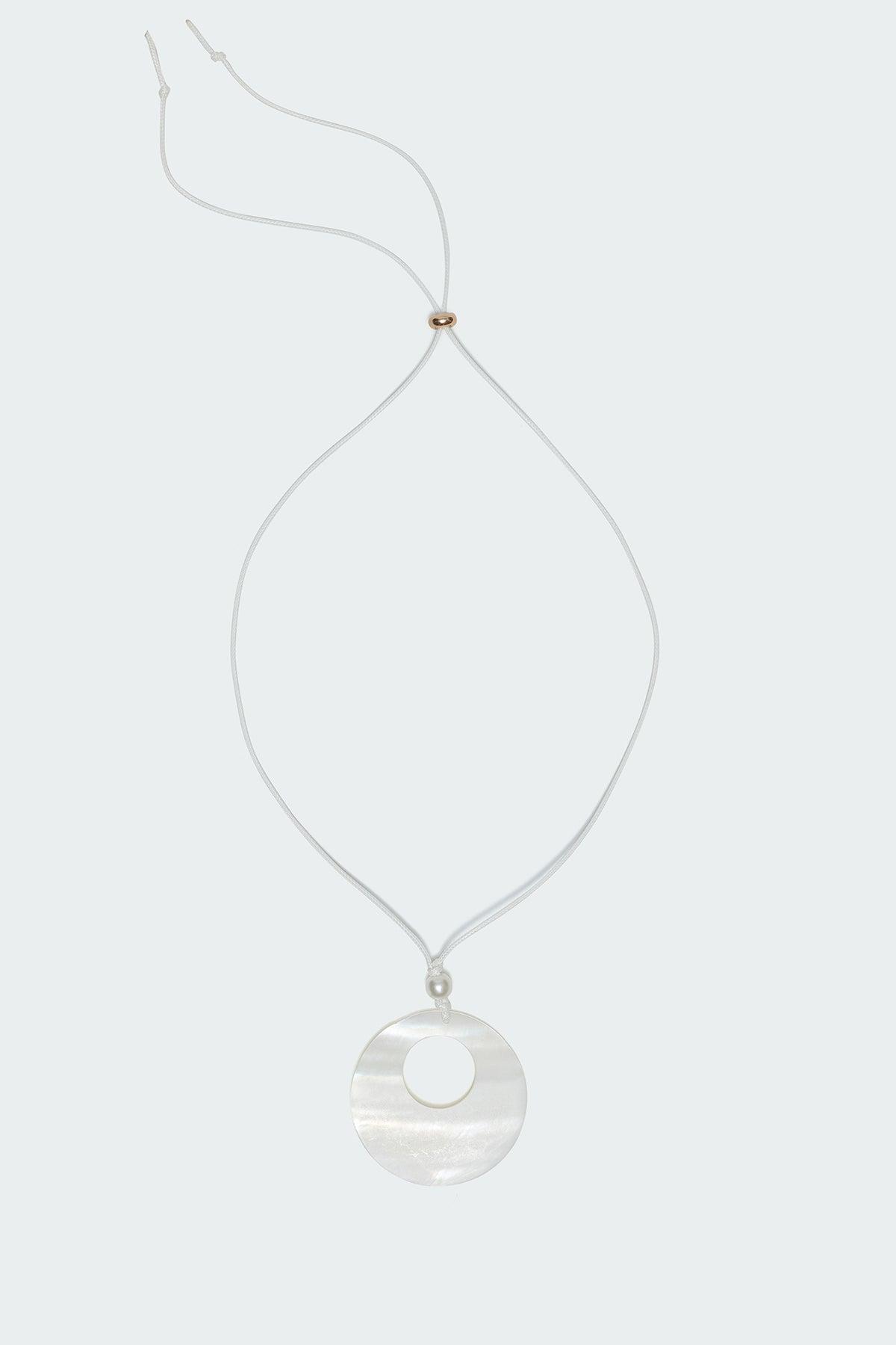 Sunshine Circle Shell String Necklace Product Image