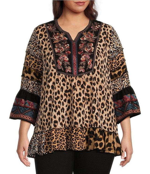 Calessa Plus Size Embroidered Patchwork Split Round Neckline 3/4 Sleeve Tunic Product Image