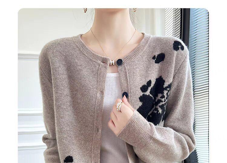 Crewneck Jacquard Cardigan Product Image