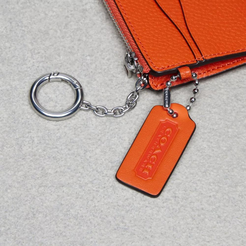 Wavy Zip Card Case In Pebbled Coachtopia Leather With Key Ring Product Image