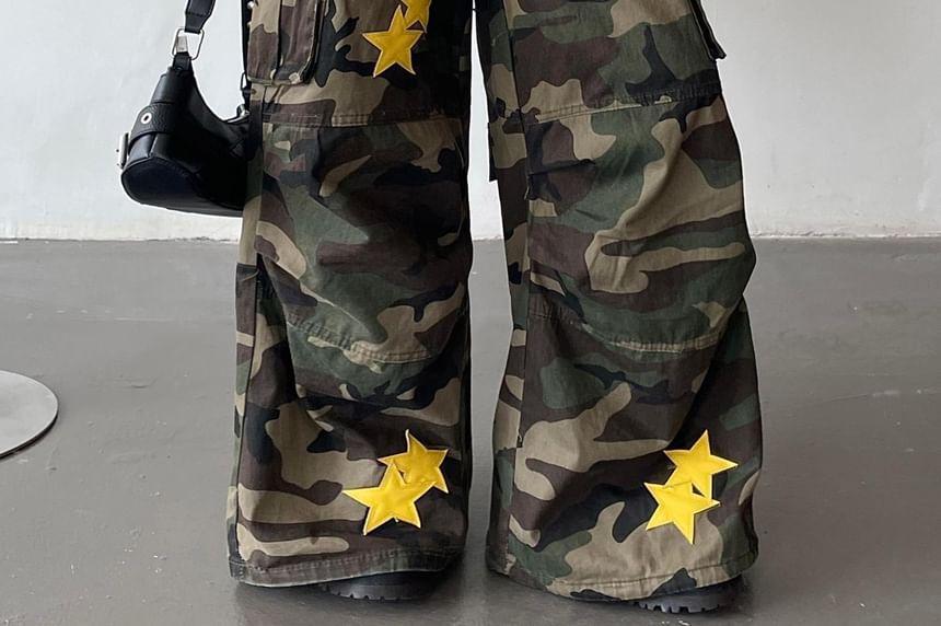 Mid Rise Camo Print Star Applique Wide Leg Cargo Jeans Product Image