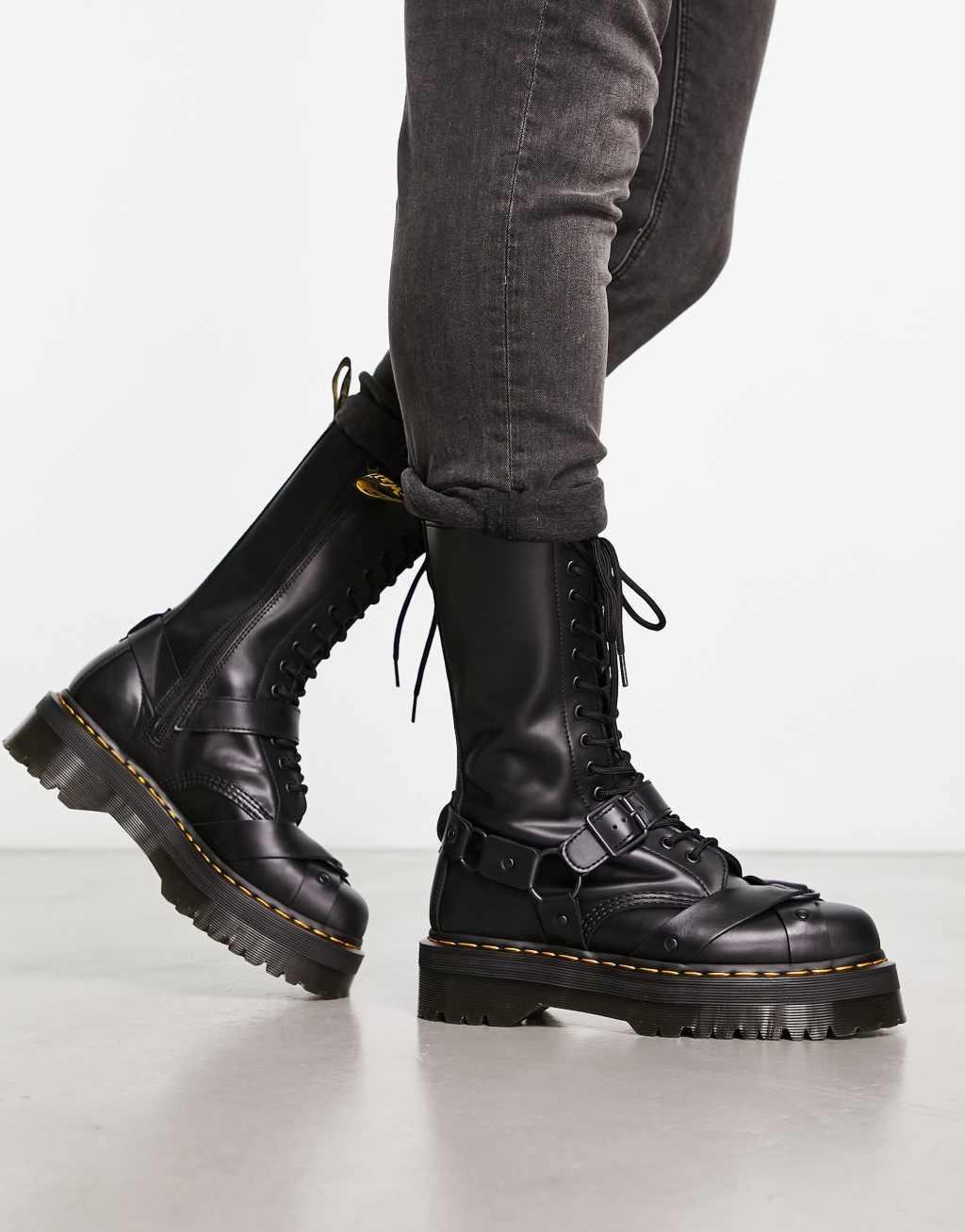 Dr Martens 1914 quad harness leather boots in black Product Image