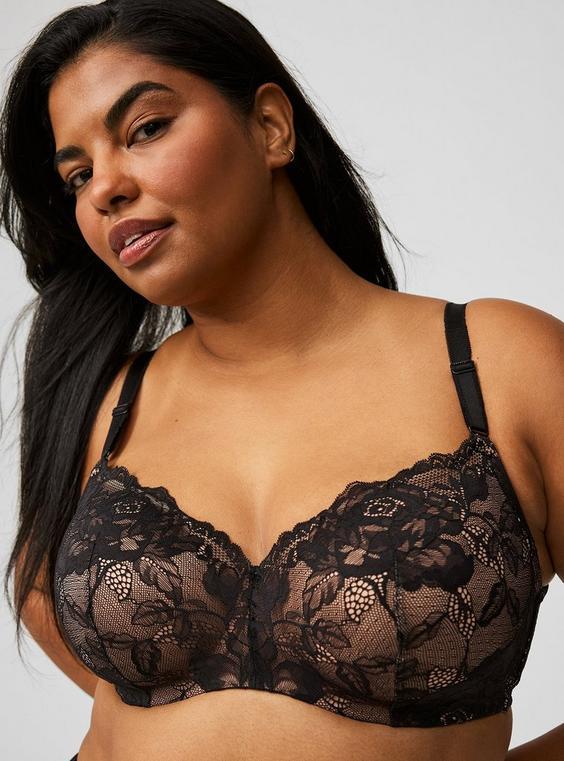 Balconette Lightly Lined Bra Product Image