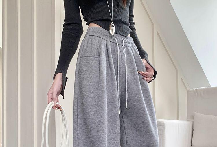 Drawstring Waist Plain Wide Leg Sweatpants Product Image