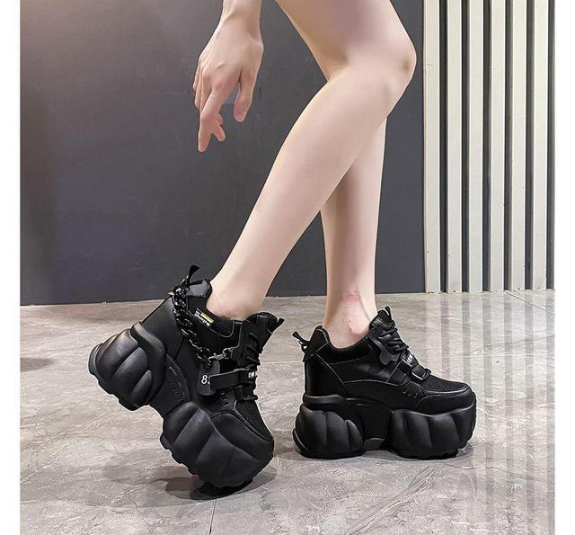 Platform Tag Chain Detail Sneakers Product Image