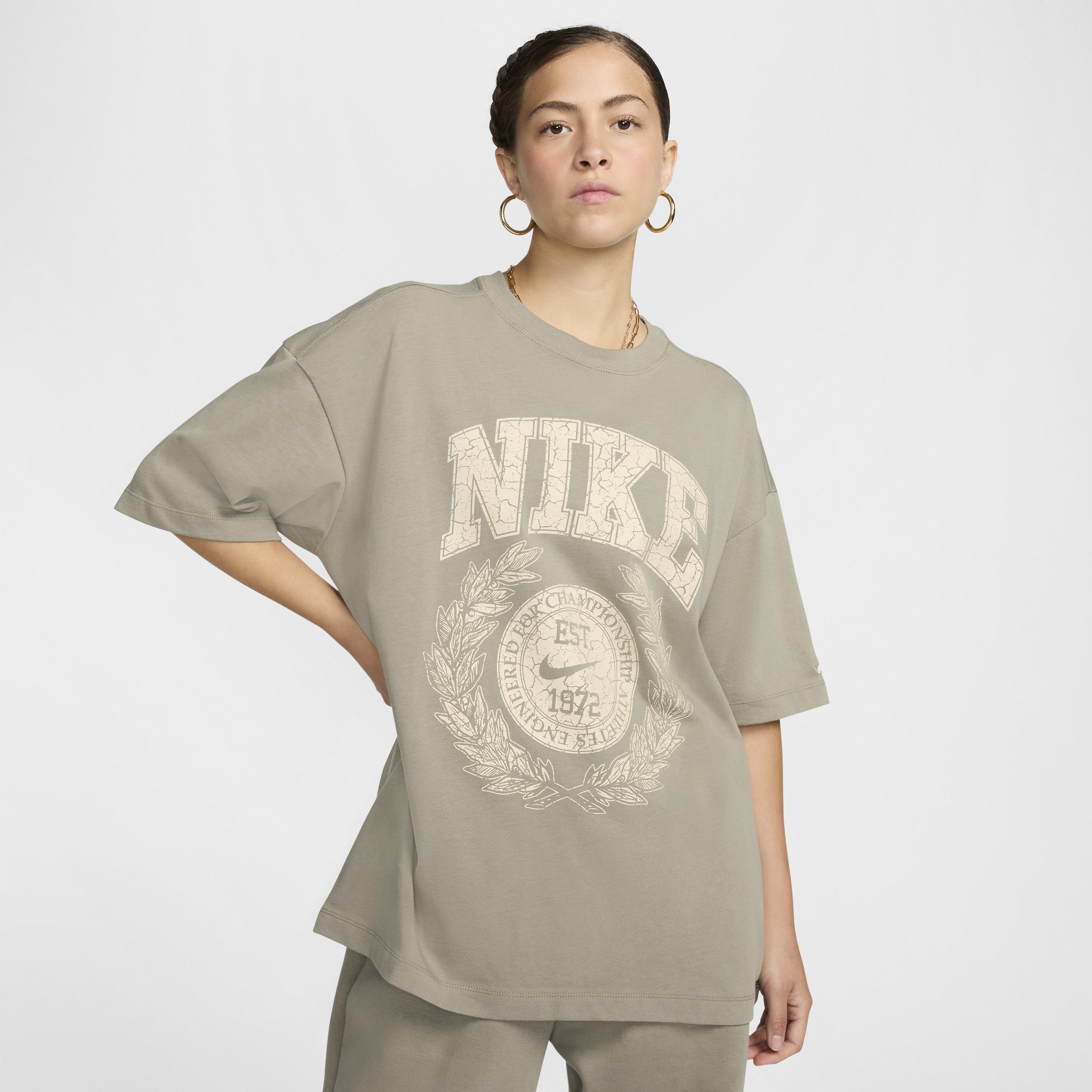 Women's Nike Sportswear Essential Oversized T-Shirt Product Image