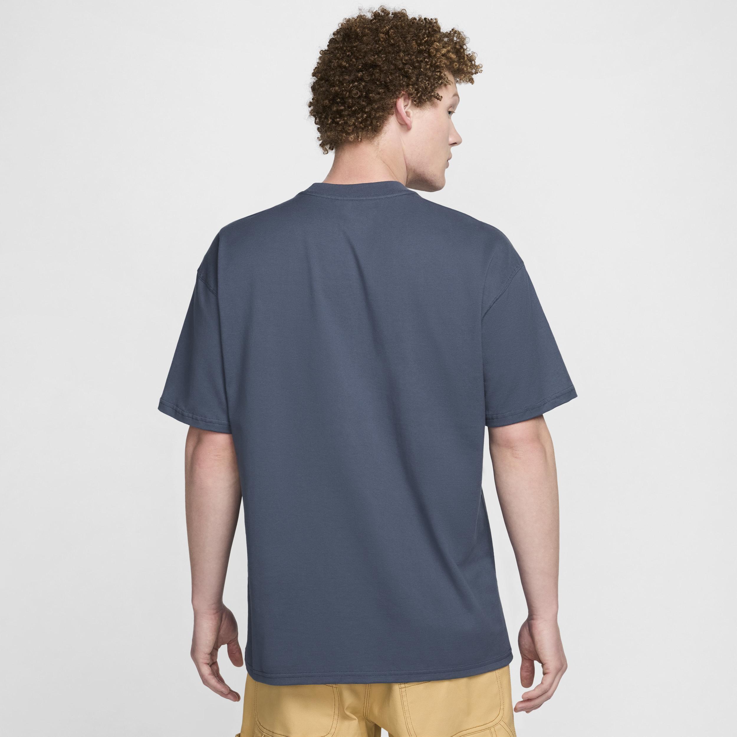 Nike Sportswear Men's Max90 T-Shirt Product Image