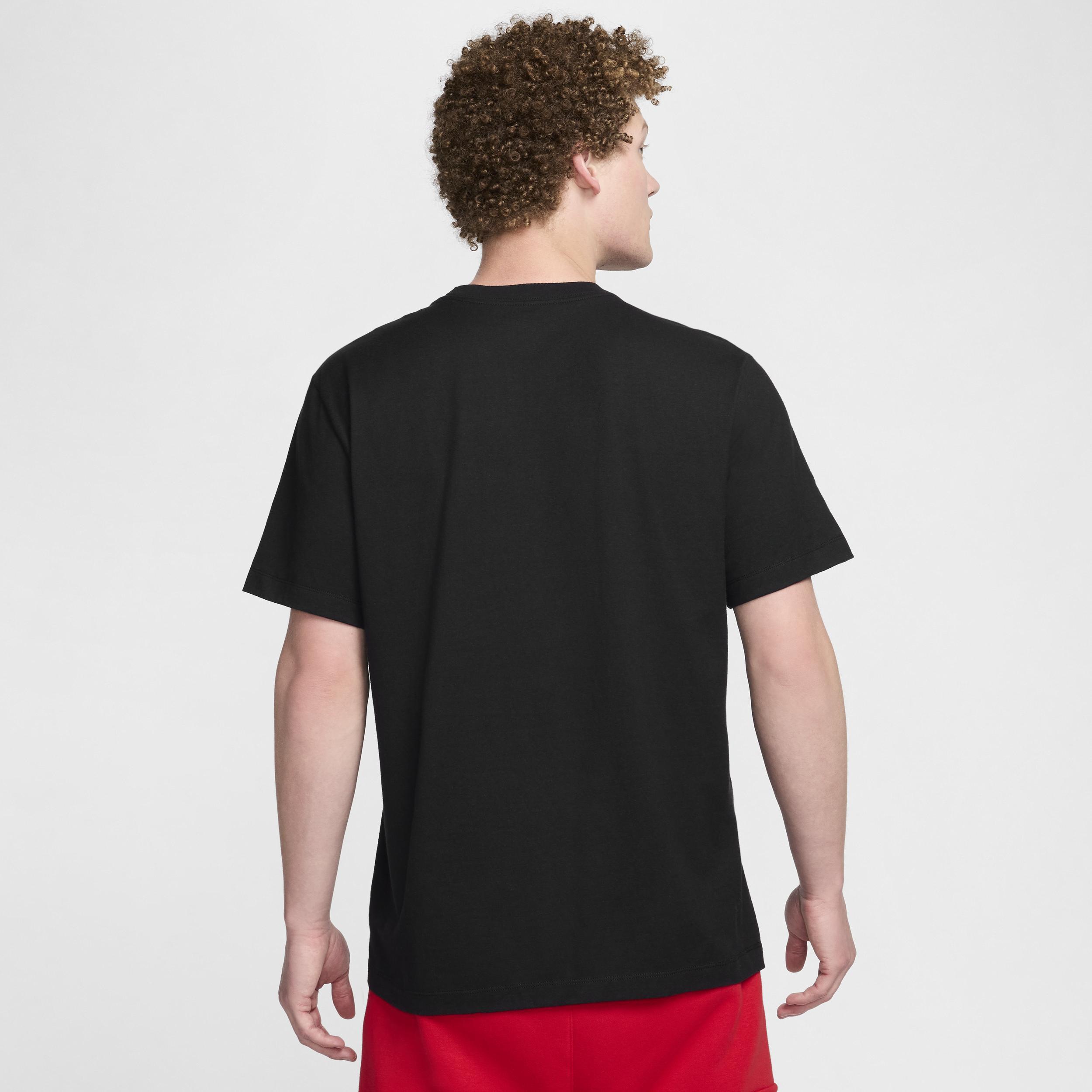 Liverpool FC Nike Men's Soccer T-Shirt Product Image