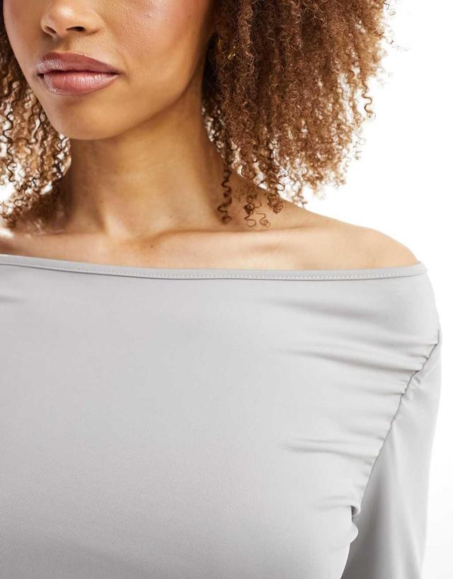 4th & Reckless asymmetric off shoulder top in gray Product Image