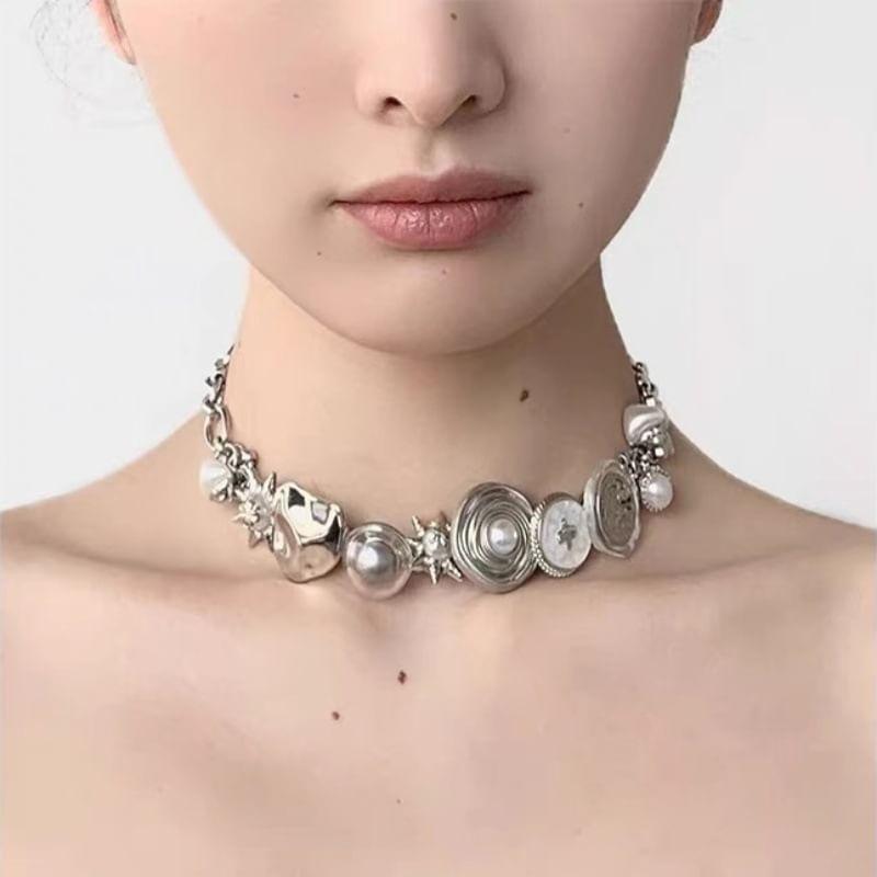 Choker Necklace Product Image