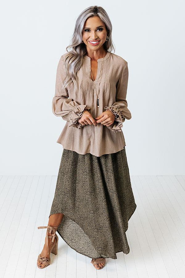 Santa Cruz Chic Shift Top In Taupe Product Image