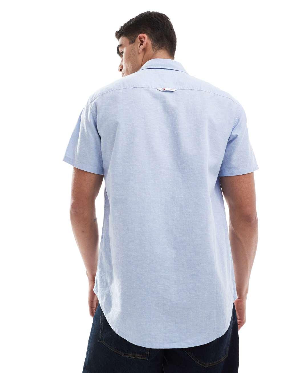 Tommy Jeans linen short sleeve shirt in blue Product Image