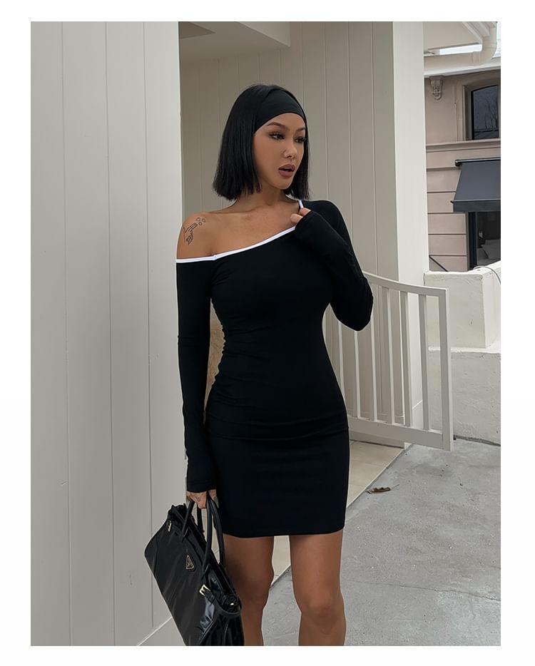 Long-Sleeve One-Shoulder Plain Contrast Trim Mini Sheath Dress / T-Shirt Product Image