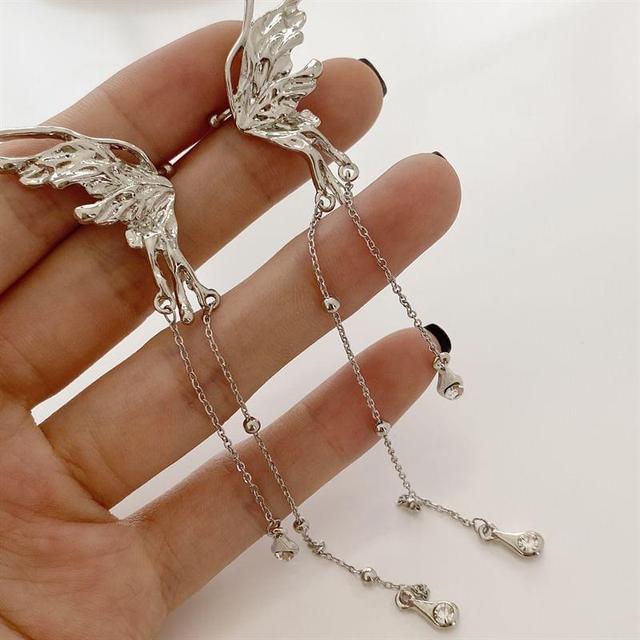 Butterfly Rhinestone Alloy Ear Cuff Product Image