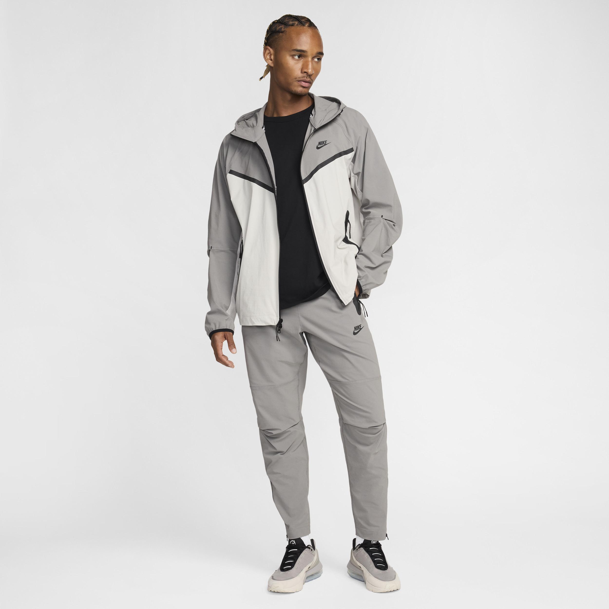 Nike Mens Tech Woven Pants Product Image