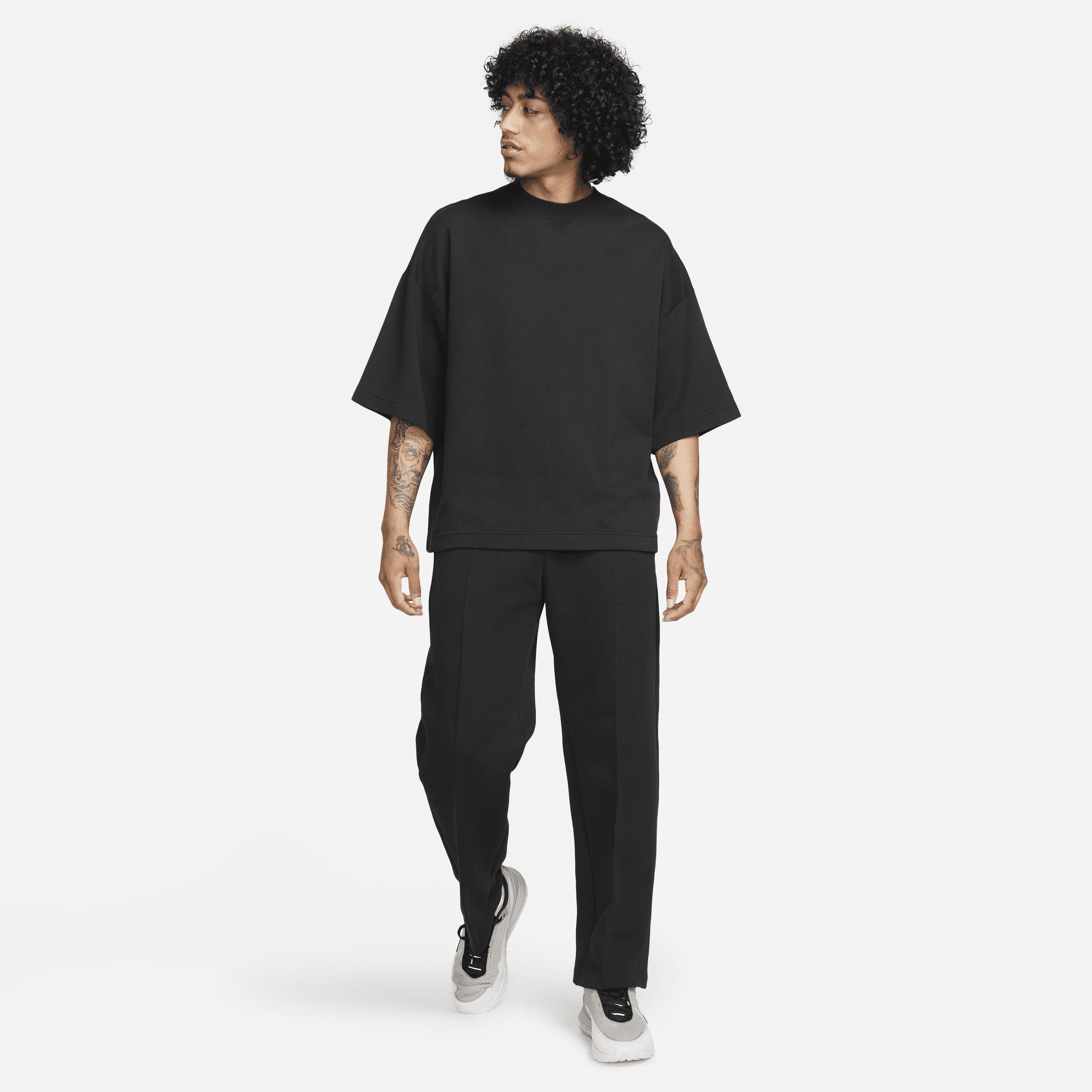 Men's Nike Sportswear Tech Fleece Reimagined Oversized Short-Sleeve Sweatshirt Product Image