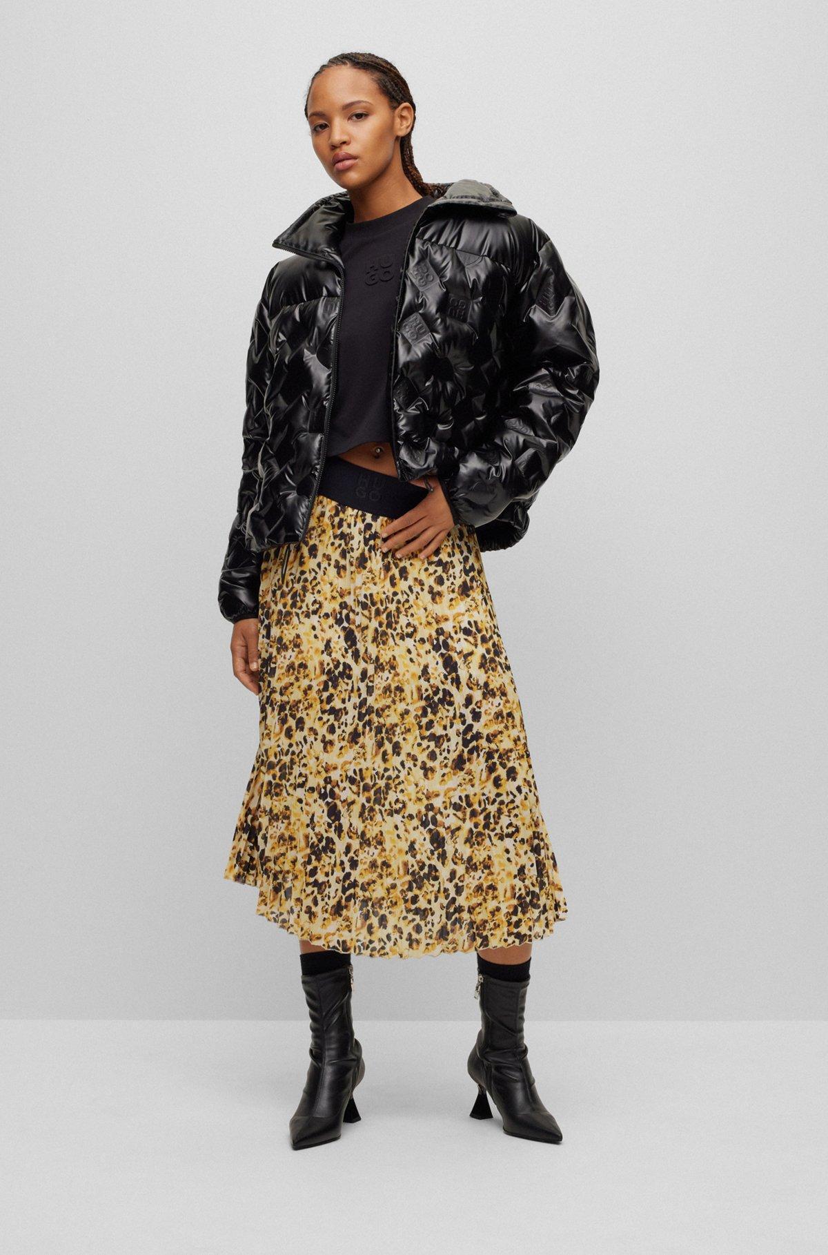 Logo-waistband plissé skirt with watercolor print Product Image