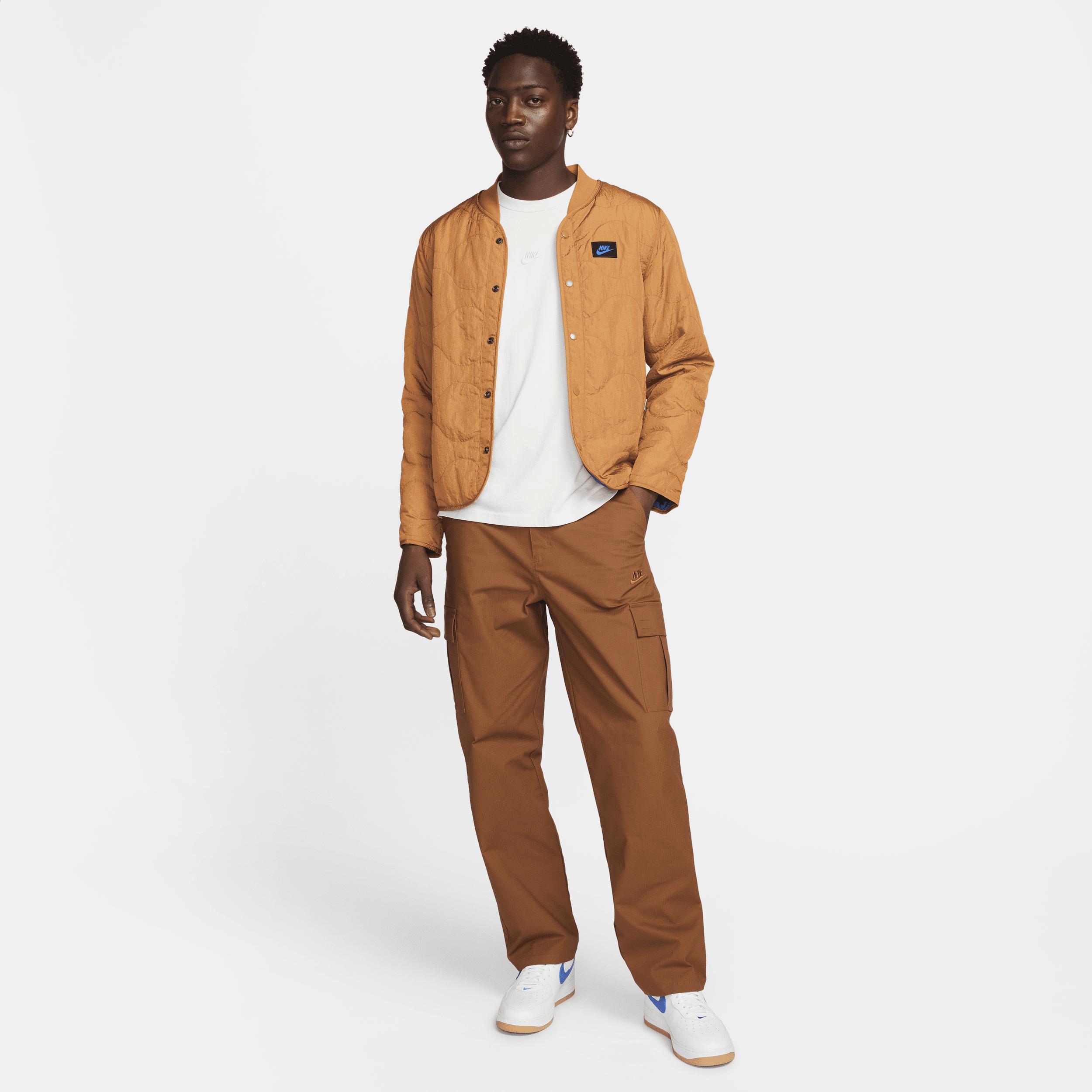 Nike Men's Club Cargo Pants Product Image