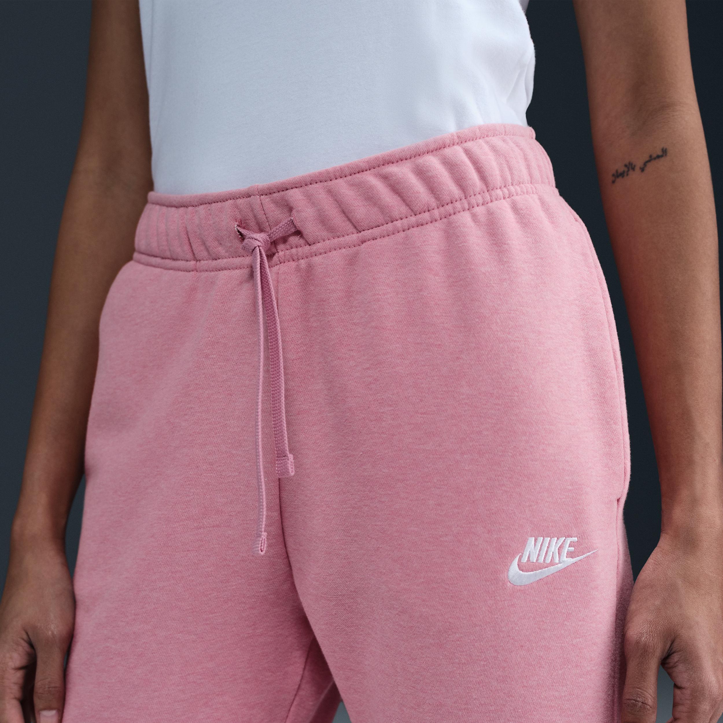 Women's Nike Sportswear Club Fleece Mid-Rise Jogger Pants Product Image