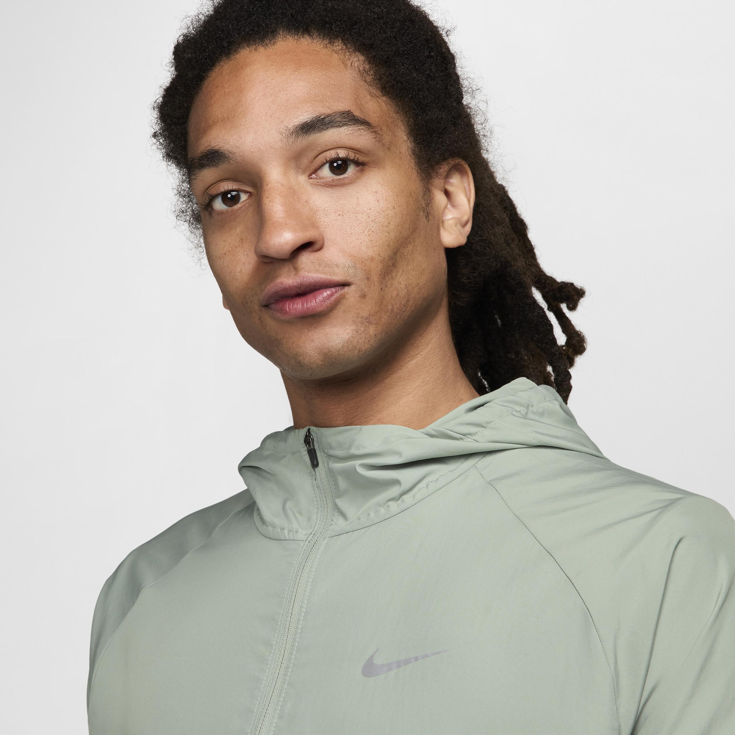 Nike Miler Men's Repel Running Jacket Product Image