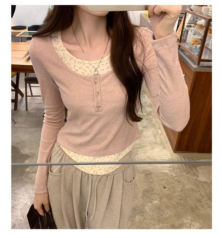 Long Sleeve Mock Two Piece Floral Print Color-Block Slim-Fit Crop Top Product Image