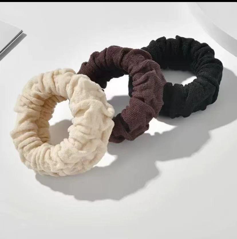 Set of 3: Plain Scrunchie Product Image