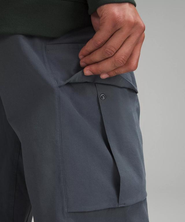 Stretch Cotton VersaTwill Relaxed-Fit Cargo Pant Product Image