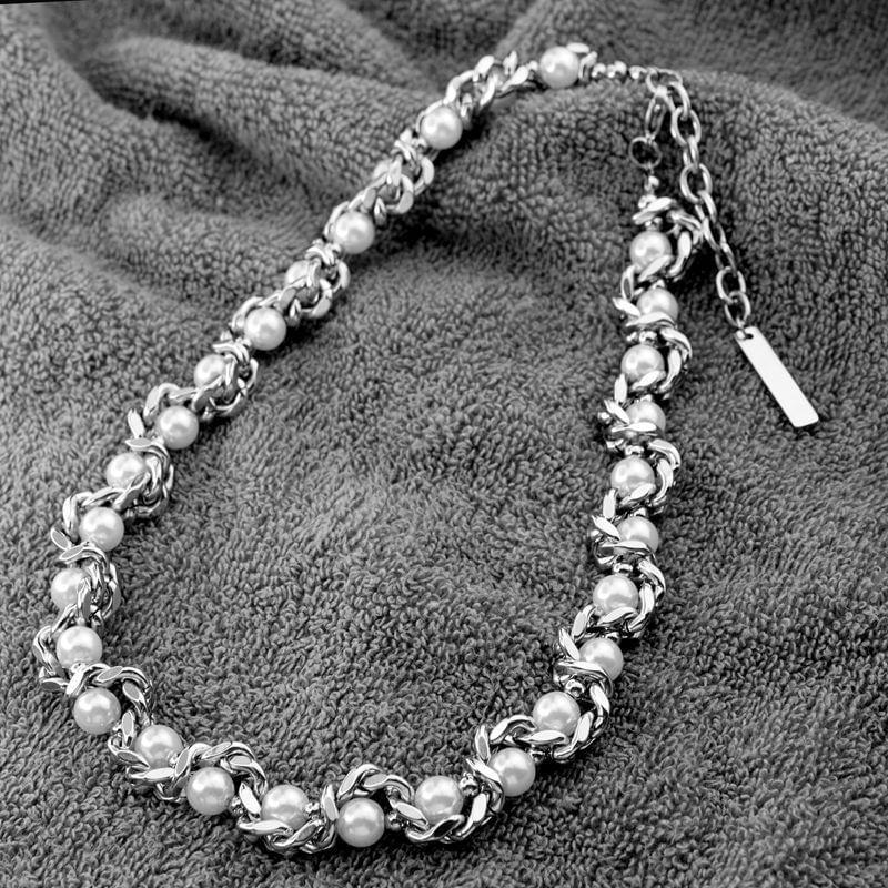 Snakebone Beaded Necklace Product Image